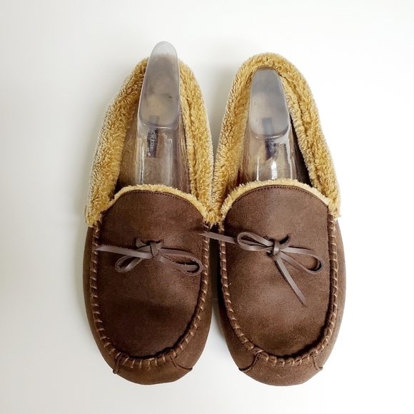 DOCKERS SHERPA LINED HOUSE SLIPPERS - Picture 1 of 9